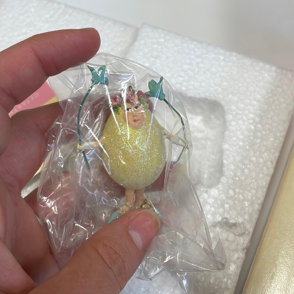 ⭐️ Krinkles by Patience Brewster mini Easter egg person ornament - yellow - Picture 2 of 3